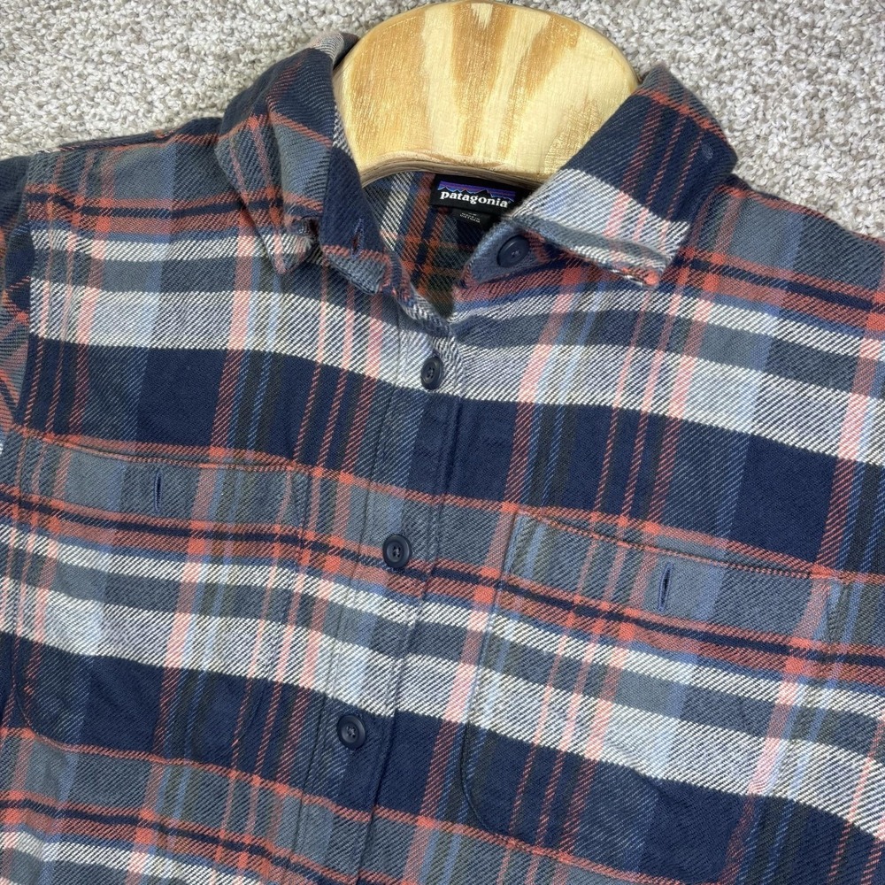 Patagonia Shirt Womens XS Blue Plaid Flannel Long Sleeve Button-Up Cotton